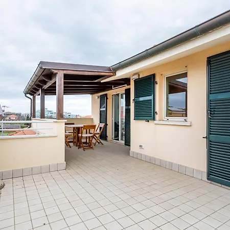 Casa Di Oliver-apt X4 With Terrace And Parking!