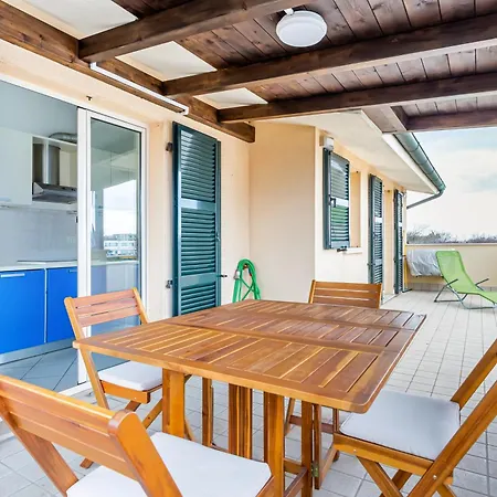 Guesthost - Casa Di Oliver-apt X4 With Terrace And Parking! *