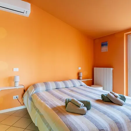 Guesthost - Casa Di Oliver-apt X4 With Terrace And Parking! *
