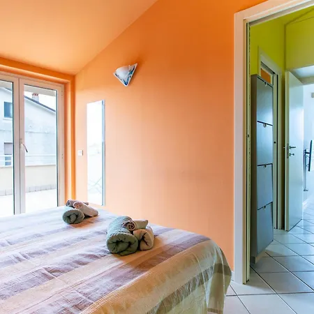 Guesthost - Casa Di Oliver-apt X4 With Terrace And Parking! Apartmán