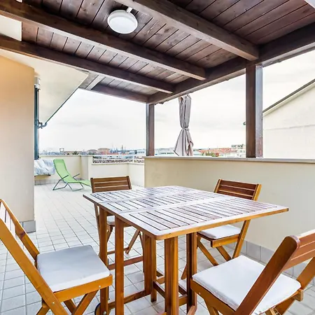 Apartmán Guesthost - Casa Di Oliver-apt X4 With Terrace And Parking!