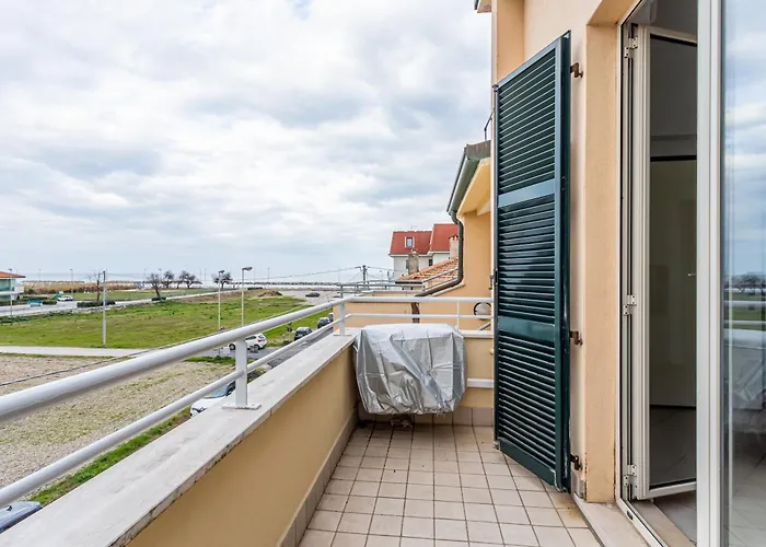 Guesthost - Casa Di Oliver-apt X4 With Terrace And Parking! *